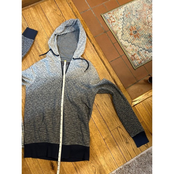 Michael Kors Lot Of 4 Shirts/Sweaters Men’s Size XS And Small - Picture 16 of 16